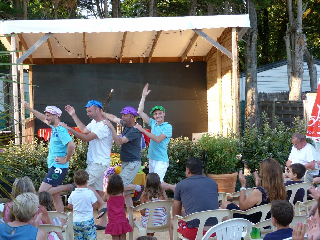 Camping La Maurie Foulerot Экстерьер фото